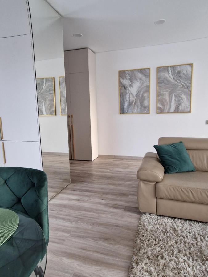 Life Story Apartment Kaunas Luaran gambar