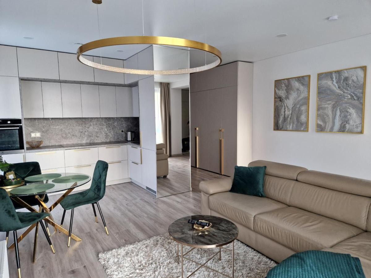 Life Story Apartment Kaunas Luaran gambar